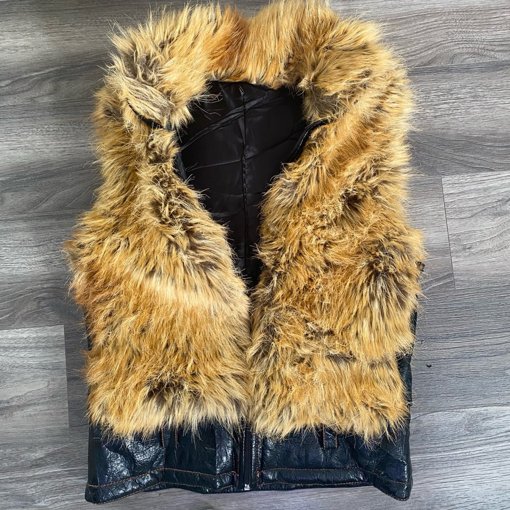 🤎 Handmade Fur Vest | Mob Wife Aesthetic Statement Piece 🤎